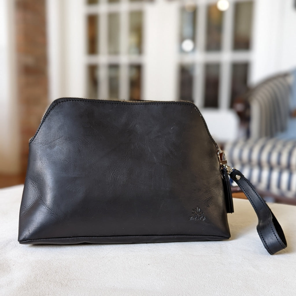 Leather Necessaire - Black - Goods