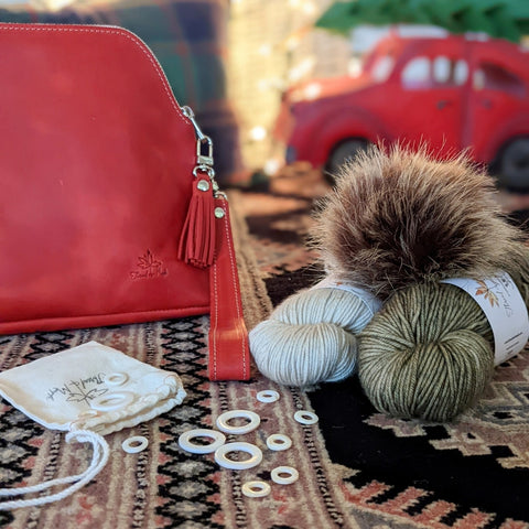 Necessaire’y Bundle - Crimson Necessaire + Olive/Oatmeal